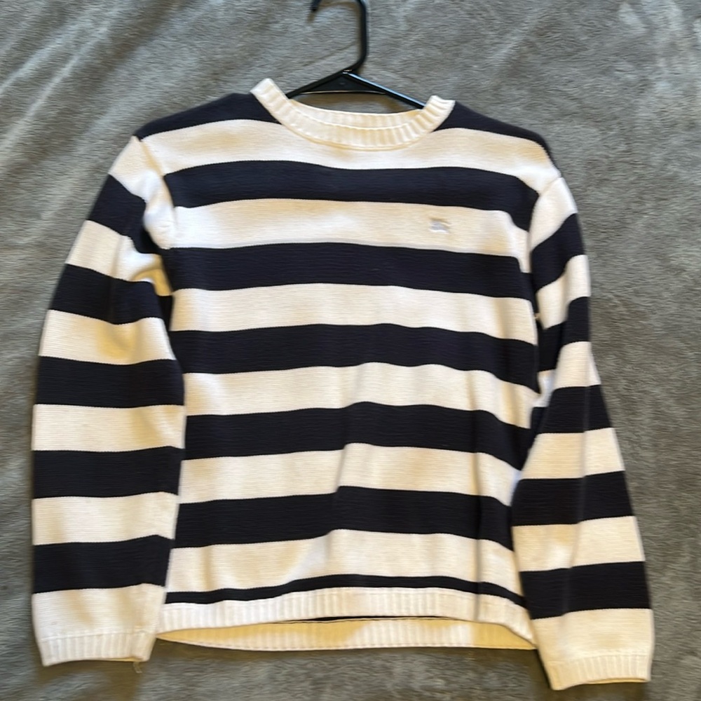 Burberry sweater SOLD